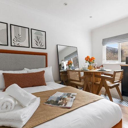 Luxurious Studio Retreat - La Reserve Knightsbridge Londra Exterior foto